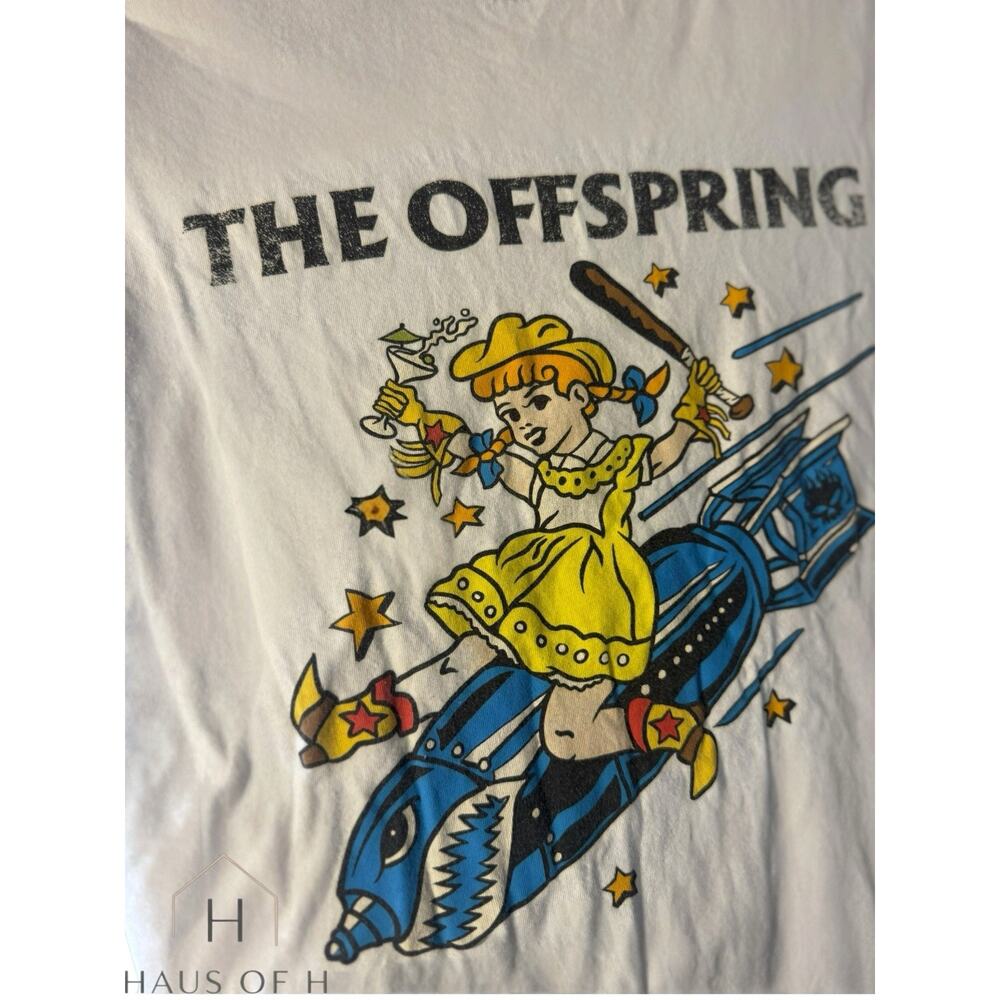 Vintage Style Rock Tour Graphic Tee, Retro Band Inspired White Short Sleeve T-S - Picture 2 of 2